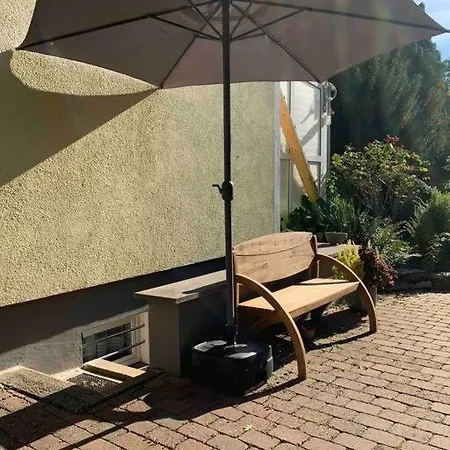 Souterrain Whg Im Einfamilienhaus -zentral In Frankfurt